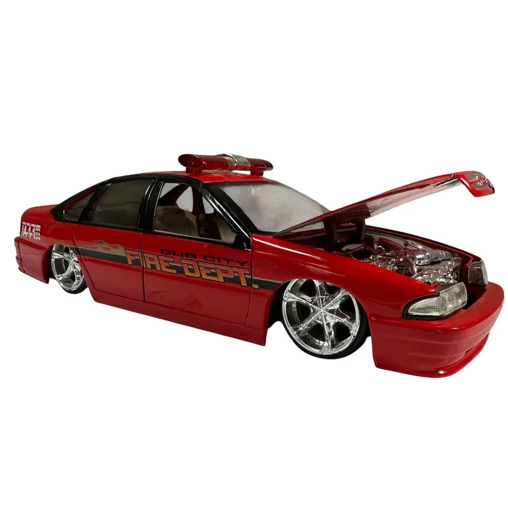 Jada Dub City 1996 Chevrolet Impala SS Diecast Fire Dept Red Big Chief 1:24 Car